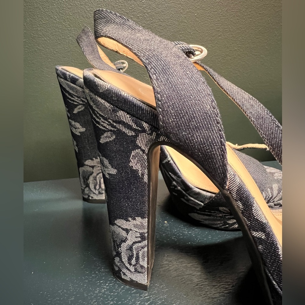 Jessica Simpson floral Heels - Picture 3 of 7